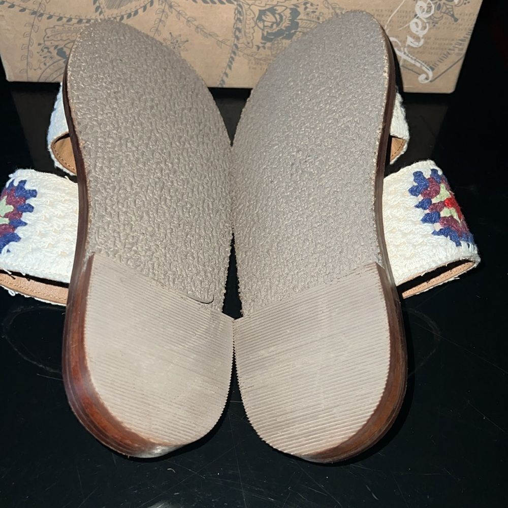 NWT Free People crochet sandals 37.5 - Picture 8 of 12